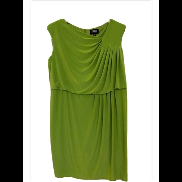 Adrianna Papell Dresses & Skirts - Adrianna Papell Green Dress 14W